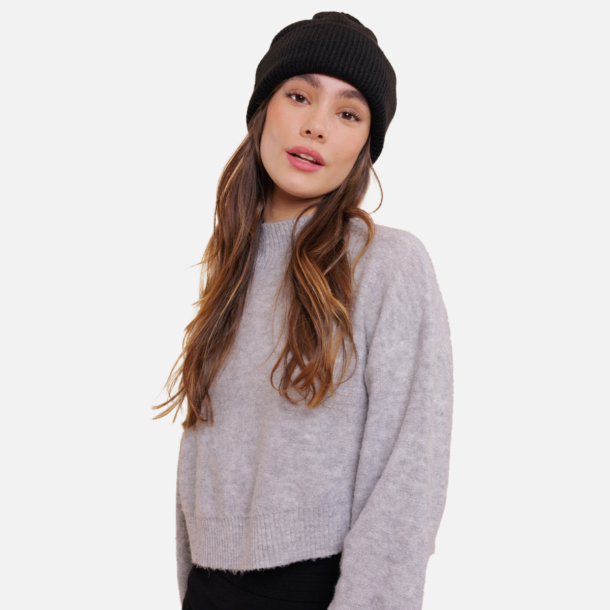 Bonnet Ayaa disponible au Psyché D’Holly